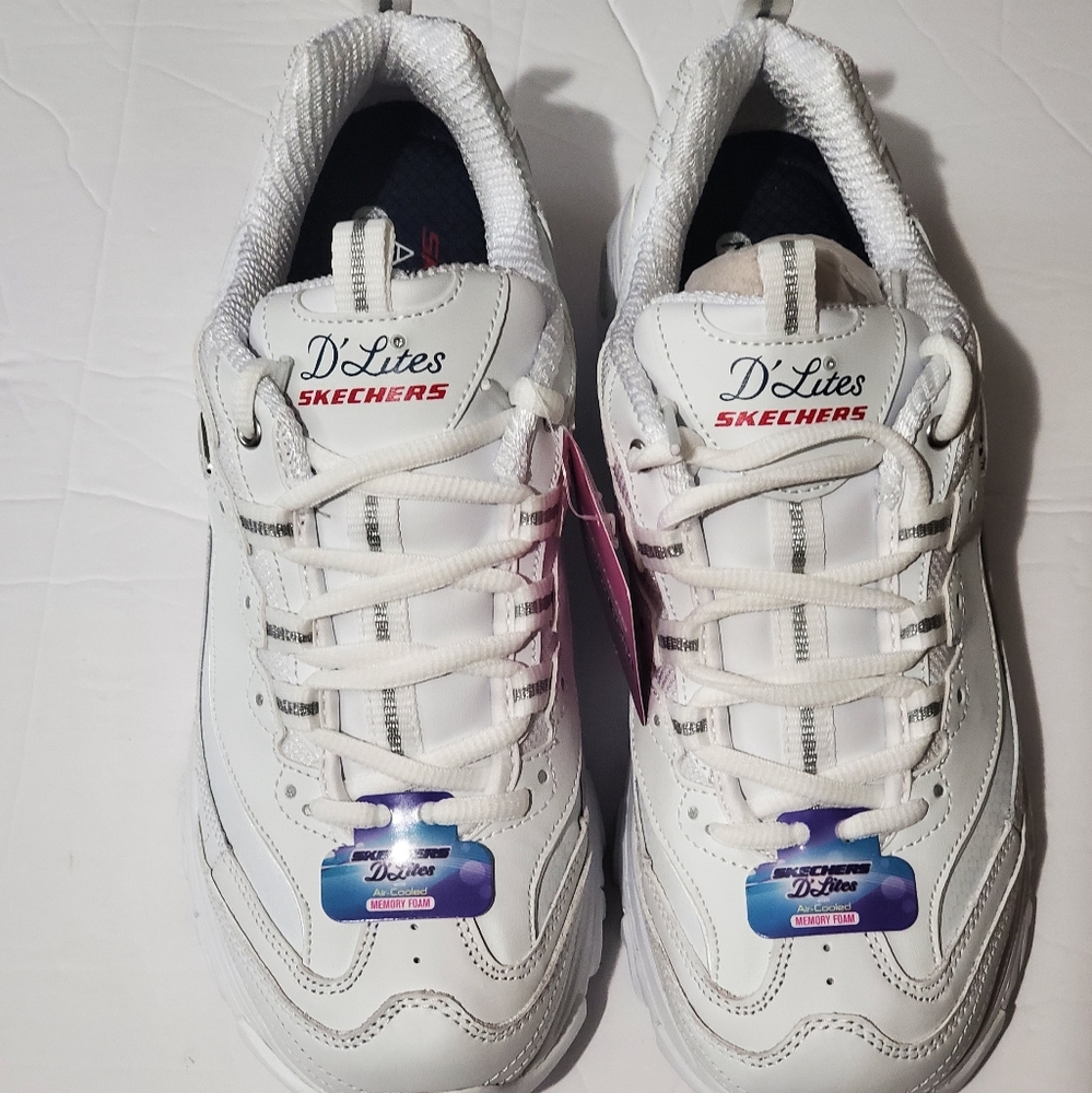 Skechers Womens D'lites - Fresh Start White/Navy/R